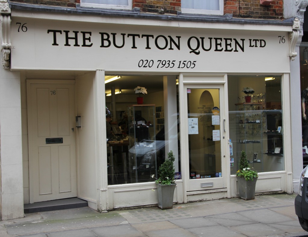 alipyper - the button queen london