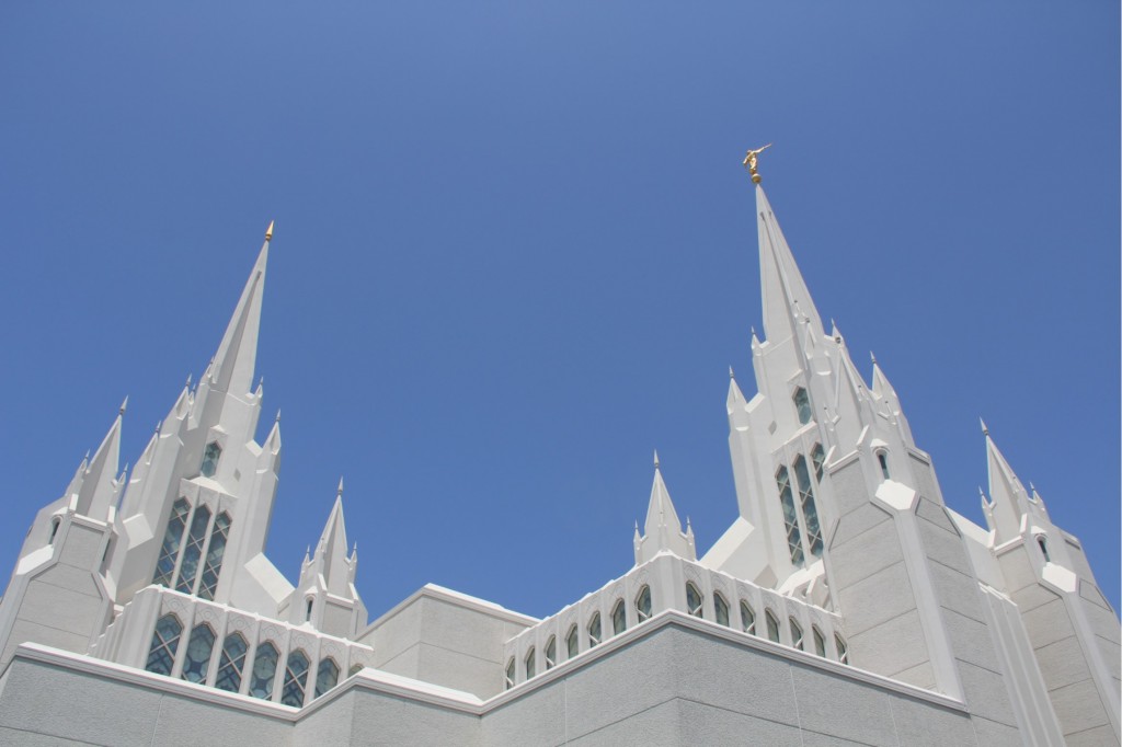 alipyper san diego temple spires