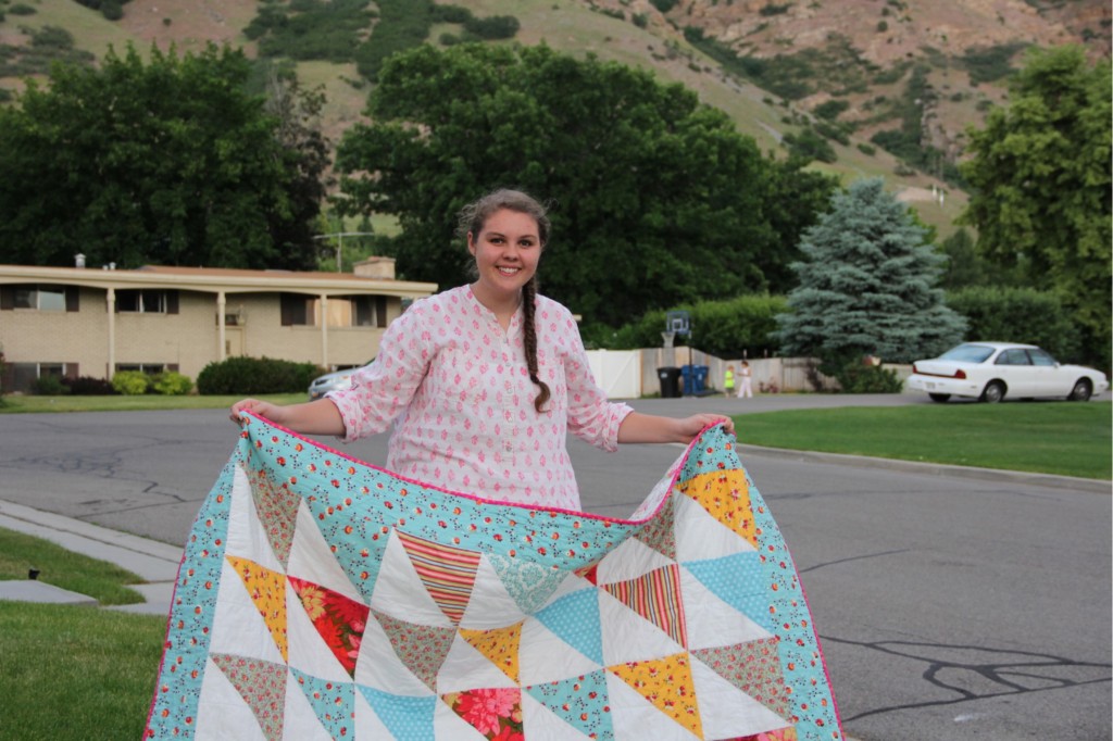 alipyper happy G with her quilt