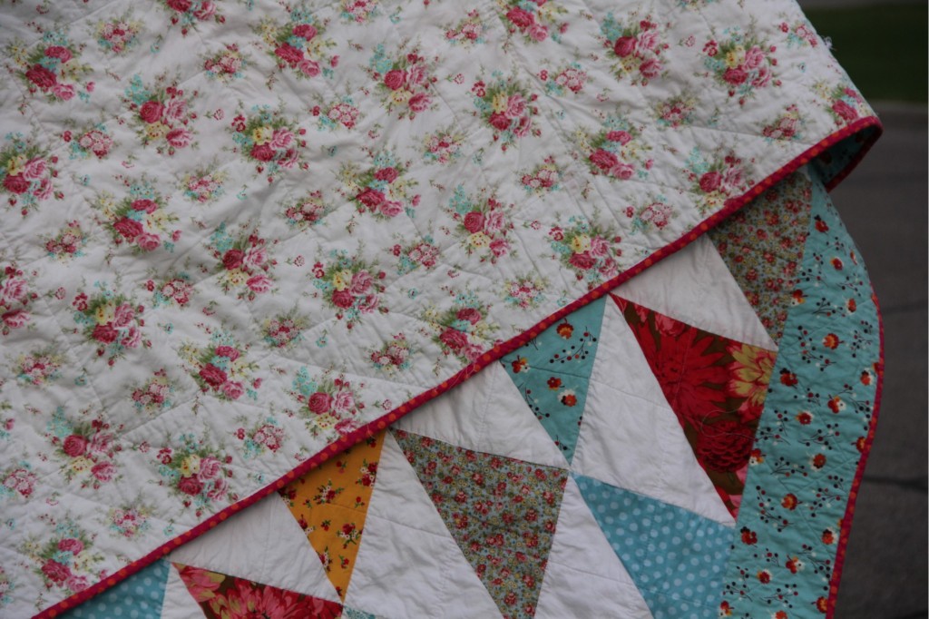 alipyper front and back of G's quilt